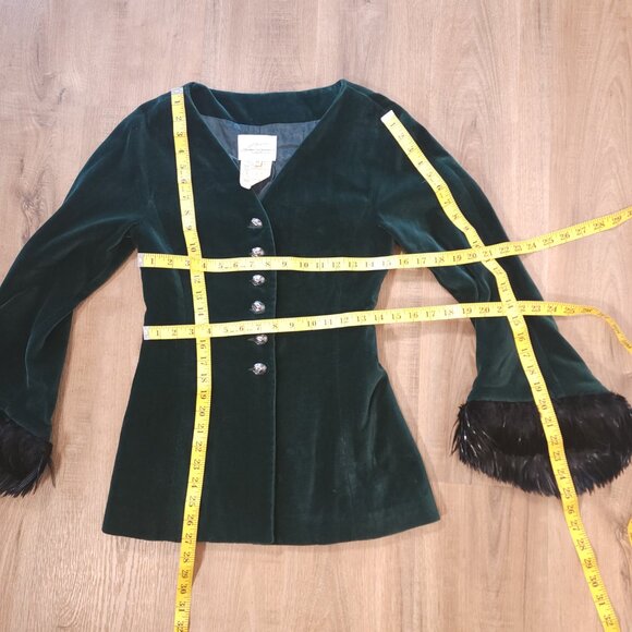 Vintage Myrene De Premonville Green Velvet Blazer w Bell Sleeve Feather Cuff XS - Picture 8 of 10